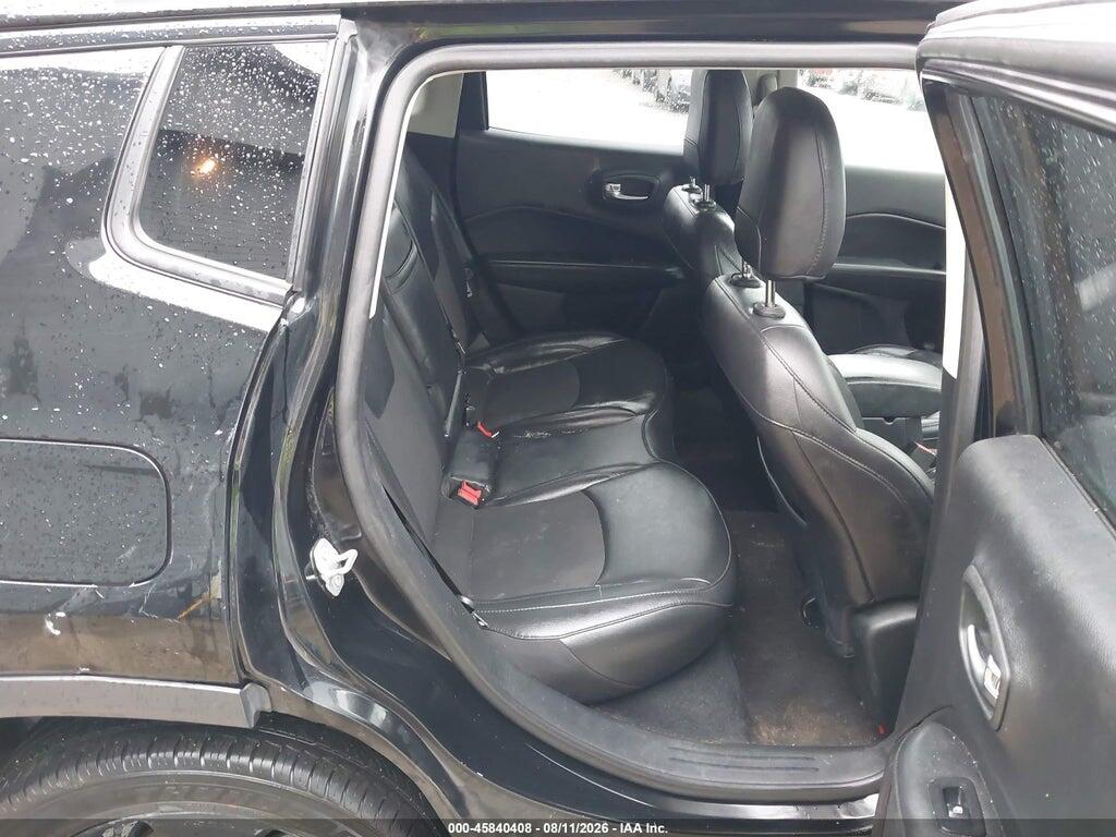 3C4NJDBB2KT696231 2019 JEEP COMPASS photo no. 8