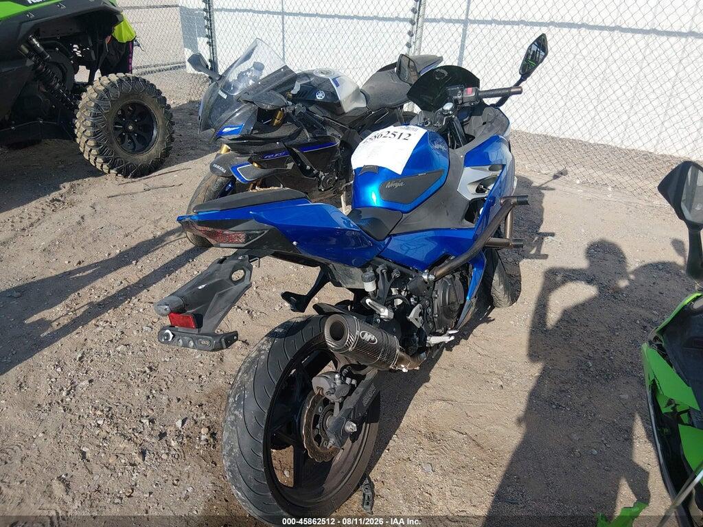 JKAEXKH11JDA13485 2018 KAWASAKI EX400 photo no. 4