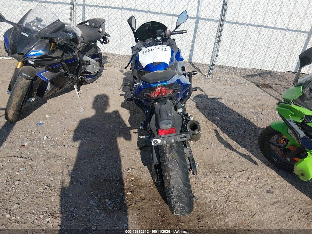 JKAEXKH11JDA13485 2018 KAWASAKI EX400 photo no. 6