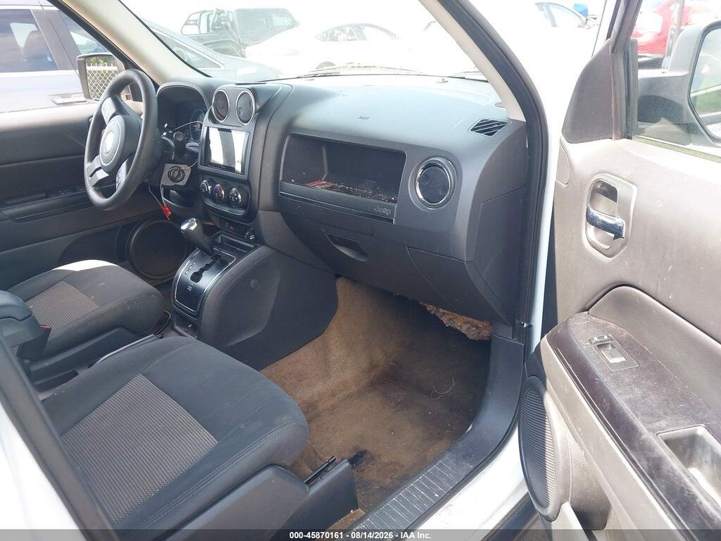 1C4NJPBA4HD145709 2017 JEEP PATRIOT photo no. 5