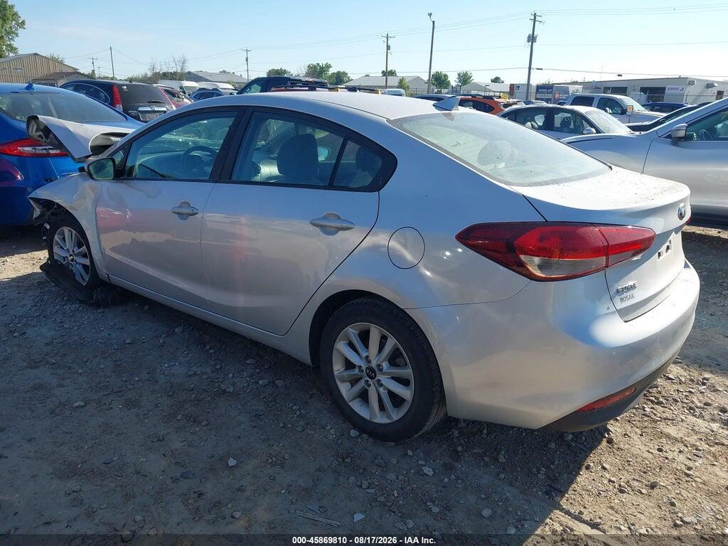 3KPFL4A71HE075653 2017 KIA FORTE photo no. 3