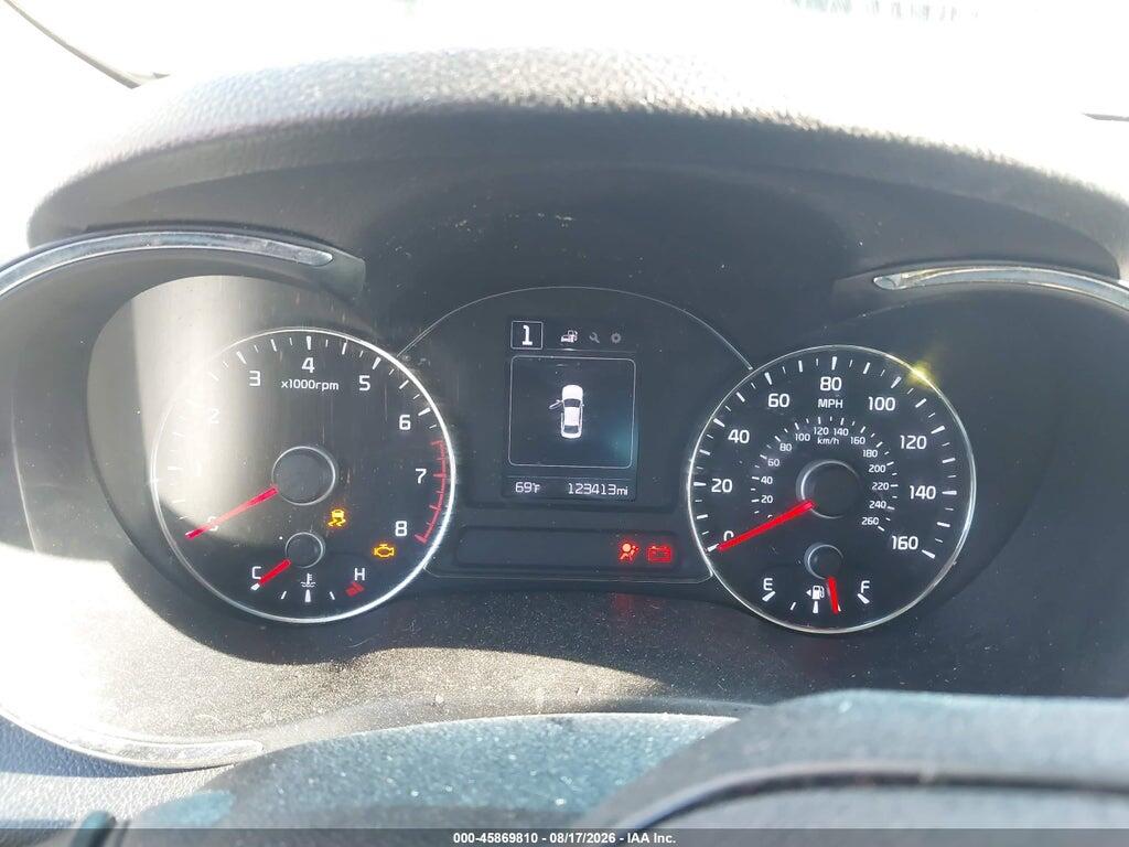 3KPFL4A71HE075653 2017 KIA FORTE photo no. 7