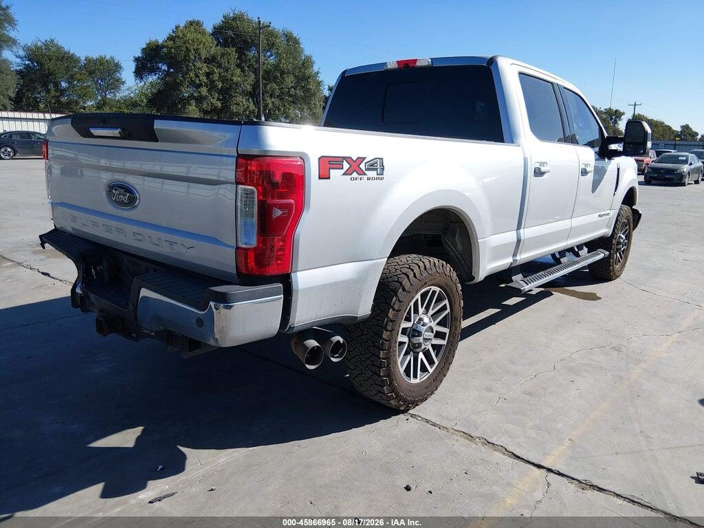 1FT7W2BT2HEB35186 2017 FORD F-250 photo no. 4