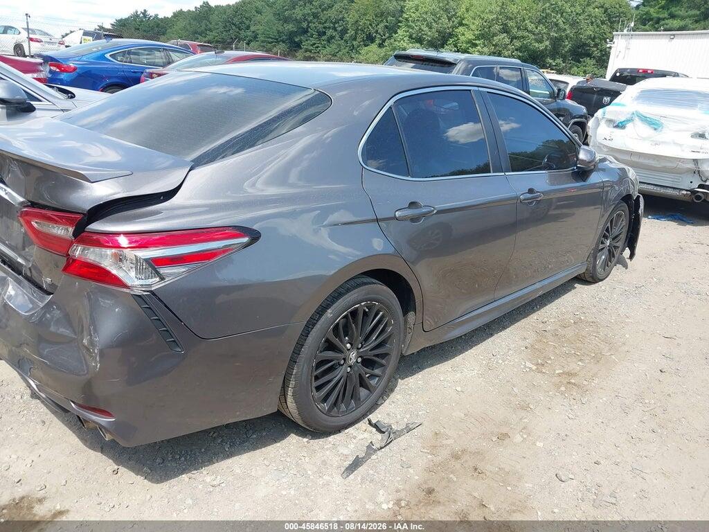 4T1B11HK5JU515860 2018 TOYOTA CAMRY photo no. 4