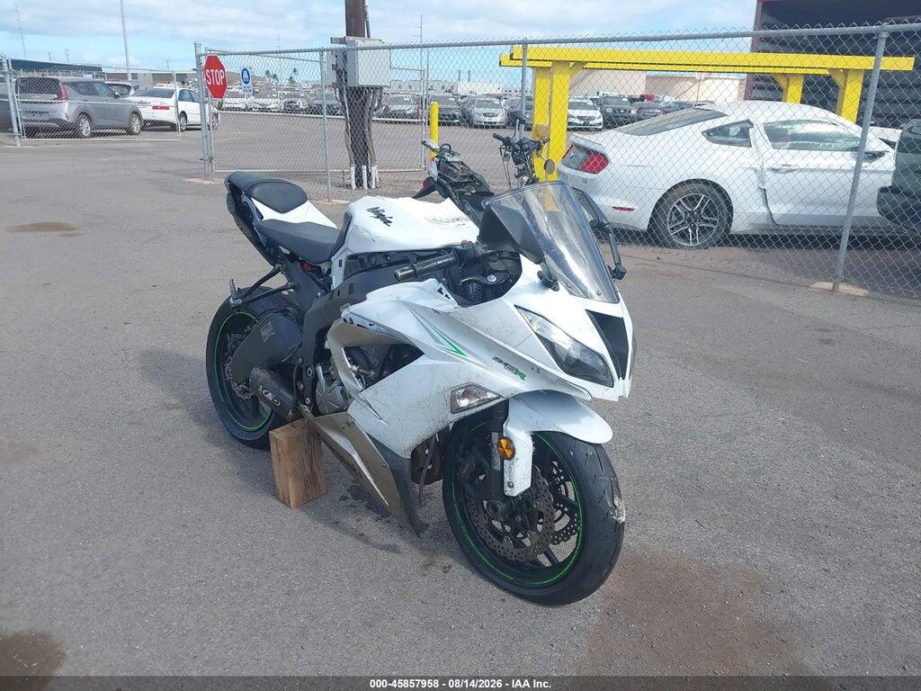 2017 KAWASAKI ZX636 JKBZXJF19HA012264