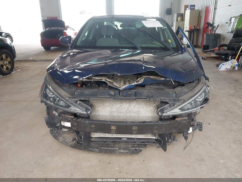 5NPD74LF2KH493416 2019 HYUNDAI ELANTRA photo no. 12