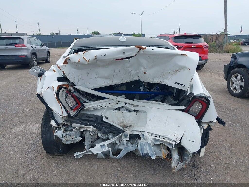 2C3CCABT6JH160144 2018 CHRYSLER 300 photo no. 6