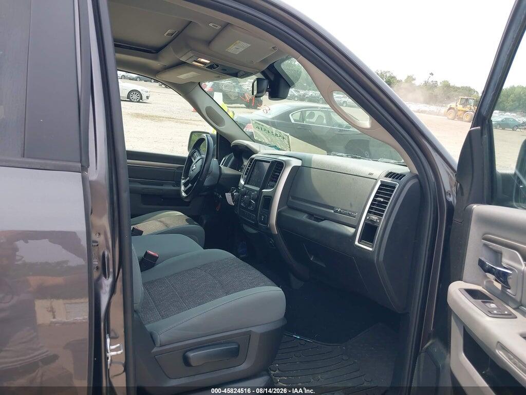 1C6RR7TT5JS256112 2018 RAM 1500 photo no. 5