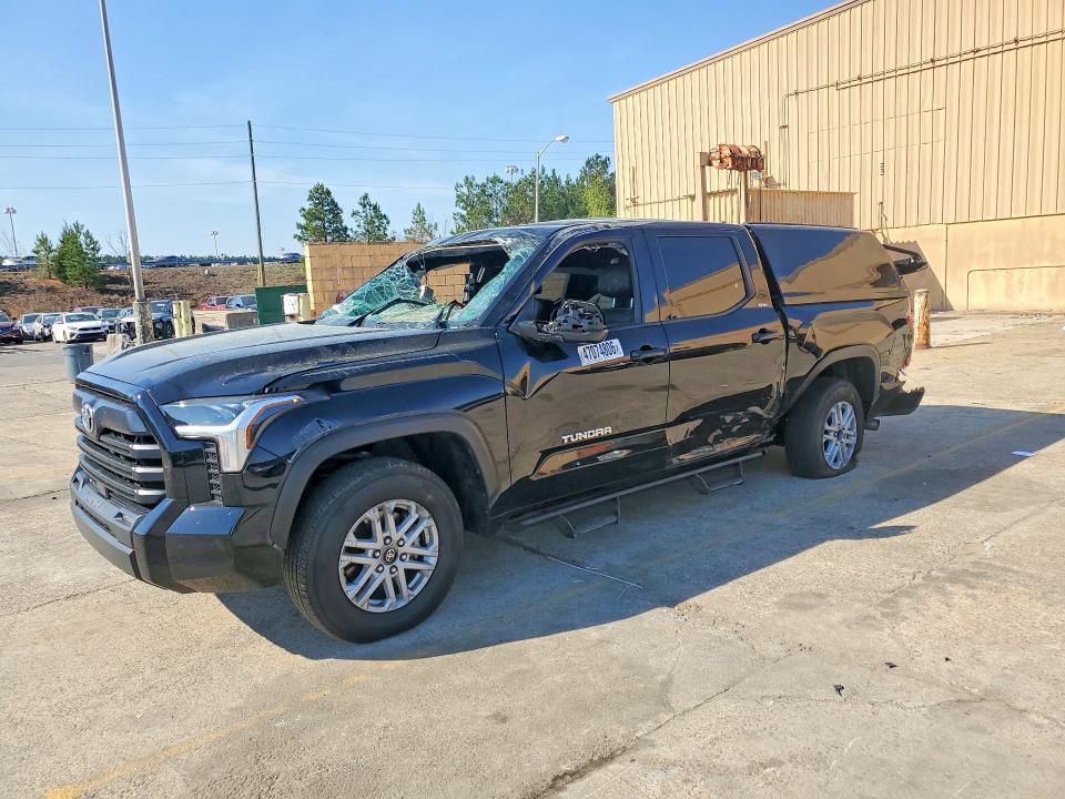 2025 TOYOTA TUNDRA