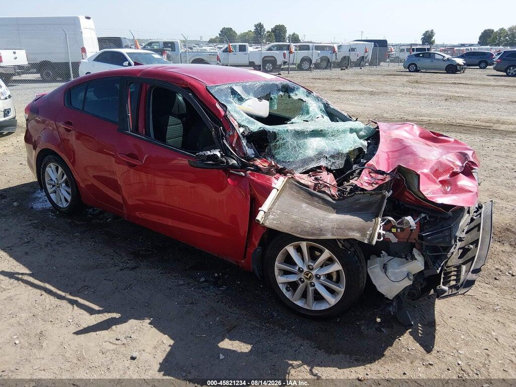 3KPFL4A74HE084427 2017 KIA FORTE photo no. 1
