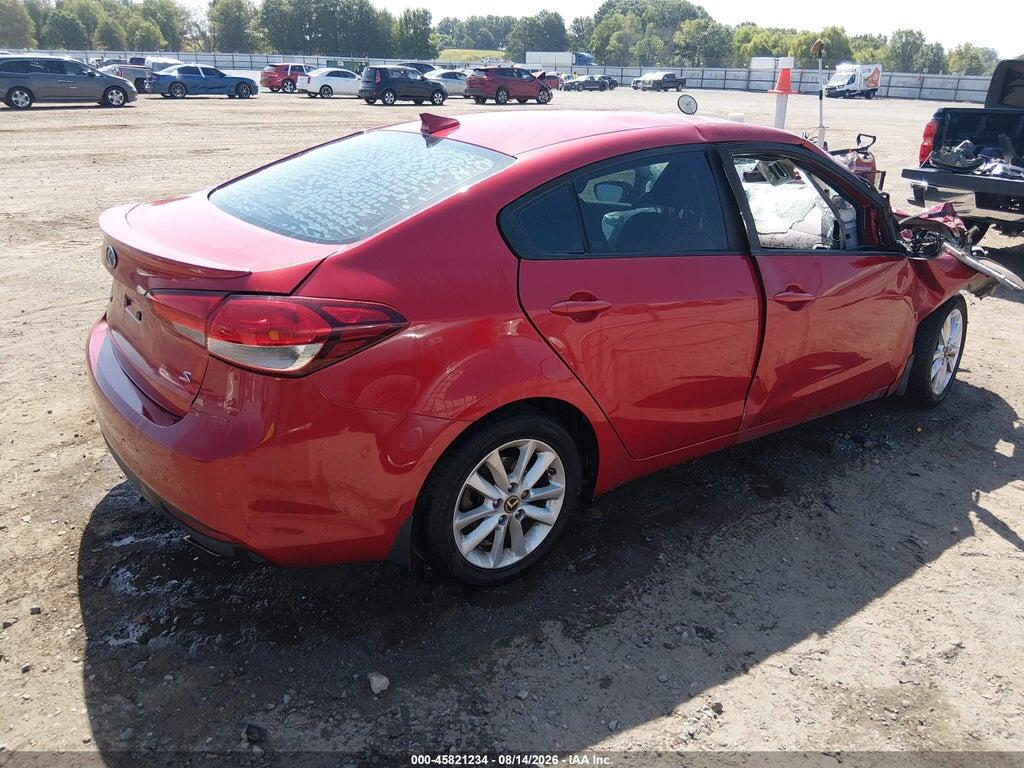 3KPFL4A74HE084427 2017 KIA FORTE photo no. 4