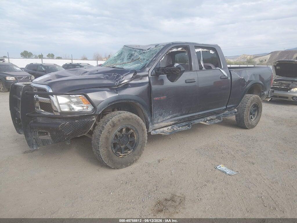 3C6UR5CJ9JG106217 2018 RAM 2500 photo no. 2