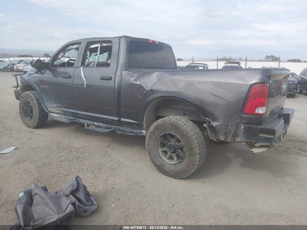 3C6UR5CJ9JG106217 2018 RAM 2500 photo no. 3