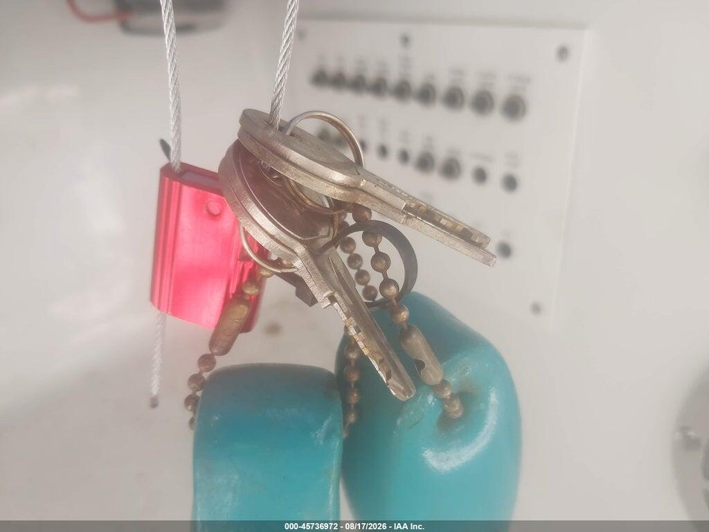 00000TNRD9068E415 2015 FORMULA BOAT/TRAILER photo no. 12