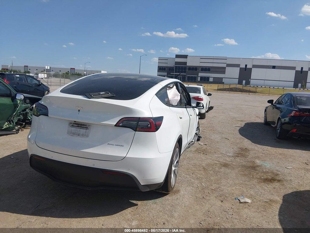 7SAYGDEE3NF365147 2022 TESLA MODEL Y photo no. 4