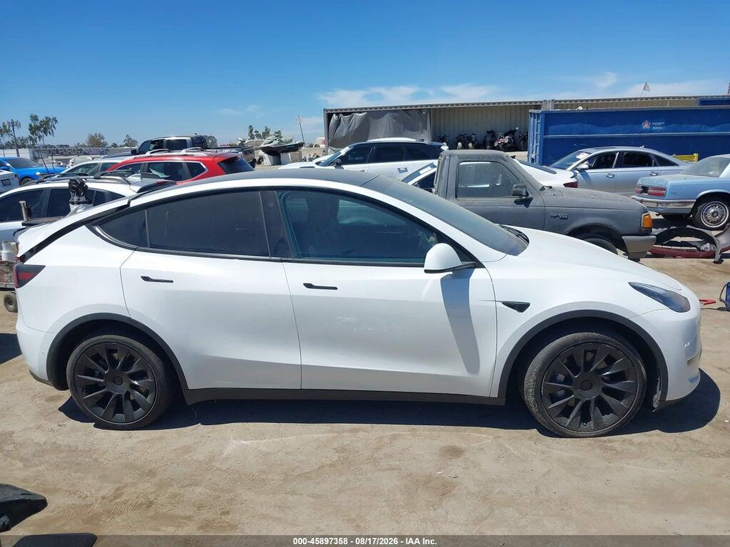 7SAYGDEE7NA010804 2022 TESLA MODEL Y photo no. 11