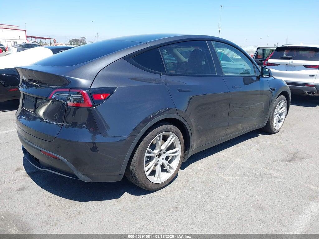 7SAYGAEE5RF993585 2024 TESLA MODEL Y photo no. 4
