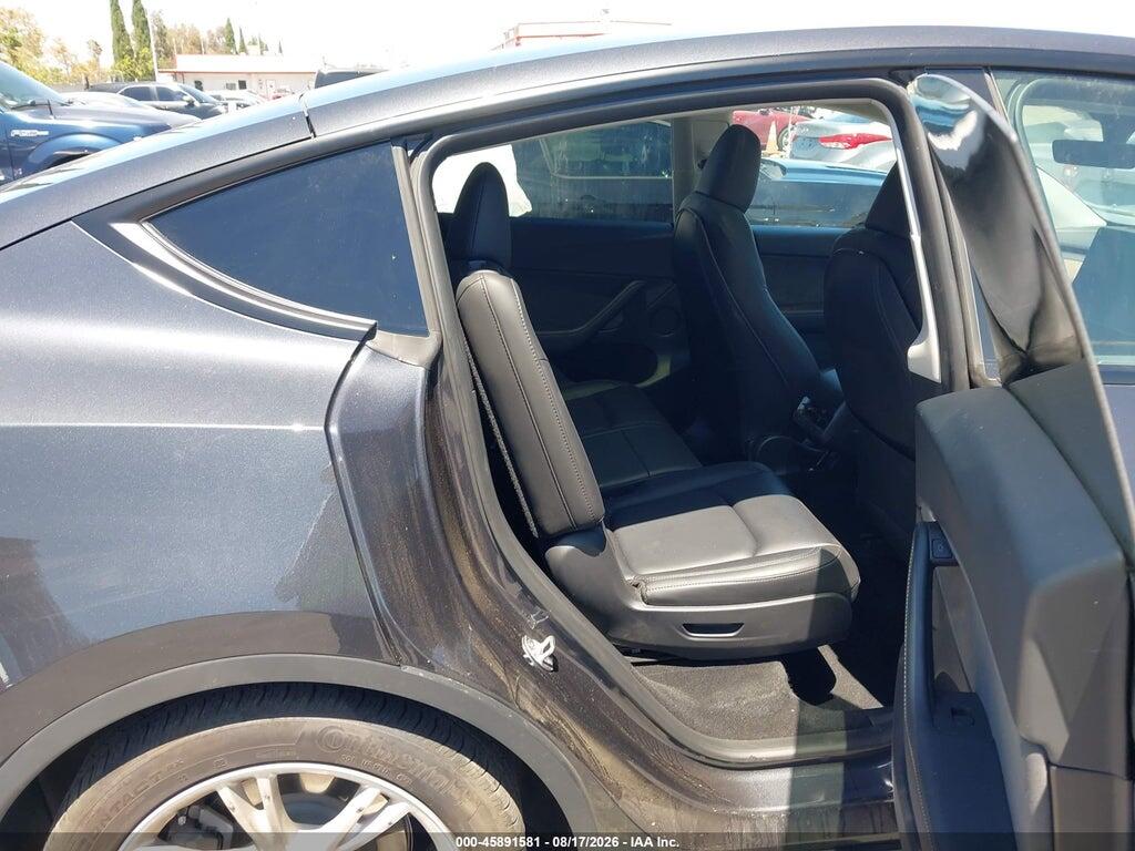 7SAYGAEE5RF993585 2024 TESLA MODEL Y photo no. 8