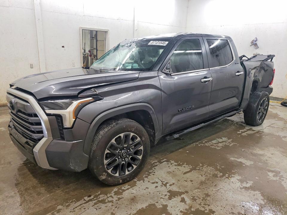 2025 TOYOTA TUNDRA CREWMAX LIMITED