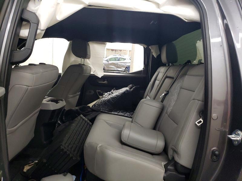 2025 TOYOTA TUNDRA CREWMAX LIMITED — Фото 10 из 12