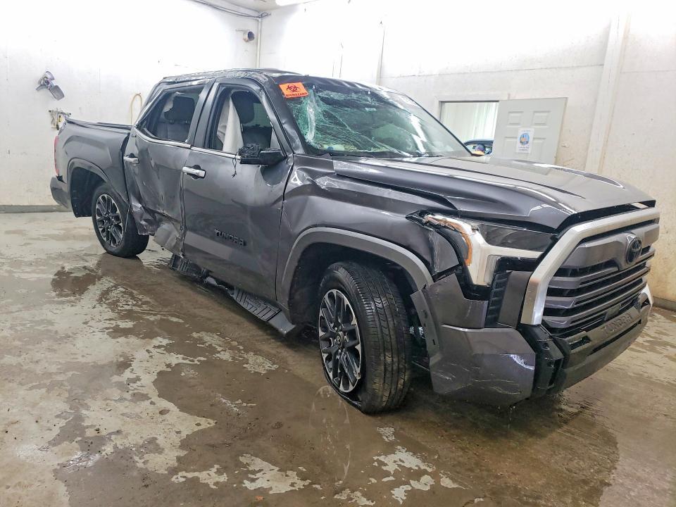 2025 TOYOTA TUNDRA CREWMAX LIMITED — Фото 4 из 12