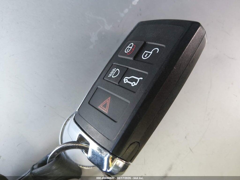 SALYL2EX9RA369533 2024 LAND ROVER RANGE ROVER VELAR photo no. 11