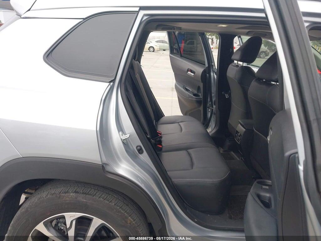 7MUDAABG7RV080153 2024 TOYOTA COROLLA CROSS photo no. 8