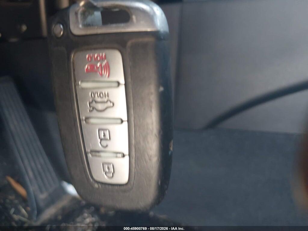 5NPEC4AB2DH585421 2013 HYUNDAI SONATA photo no. 11