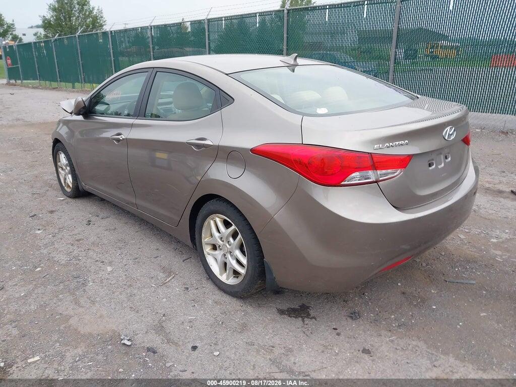 5NPDH4AE4DH415486 2013 HYUNDAI ELANTRA photo no. 3