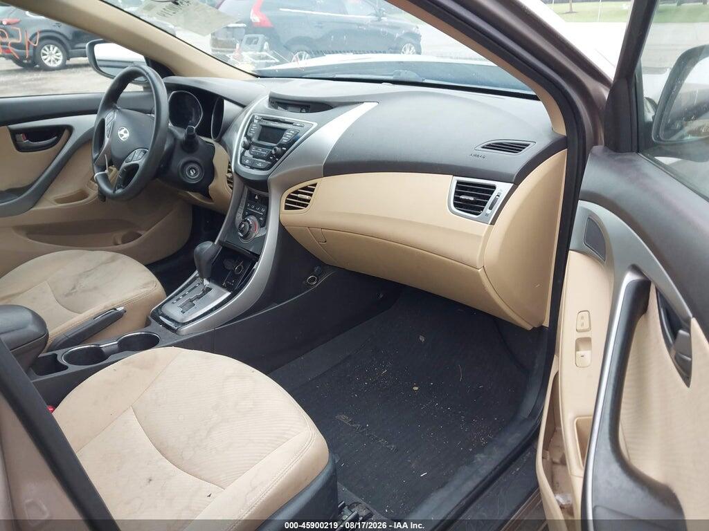5NPDH4AE4DH415486 2013 HYUNDAI ELANTRA photo no. 5