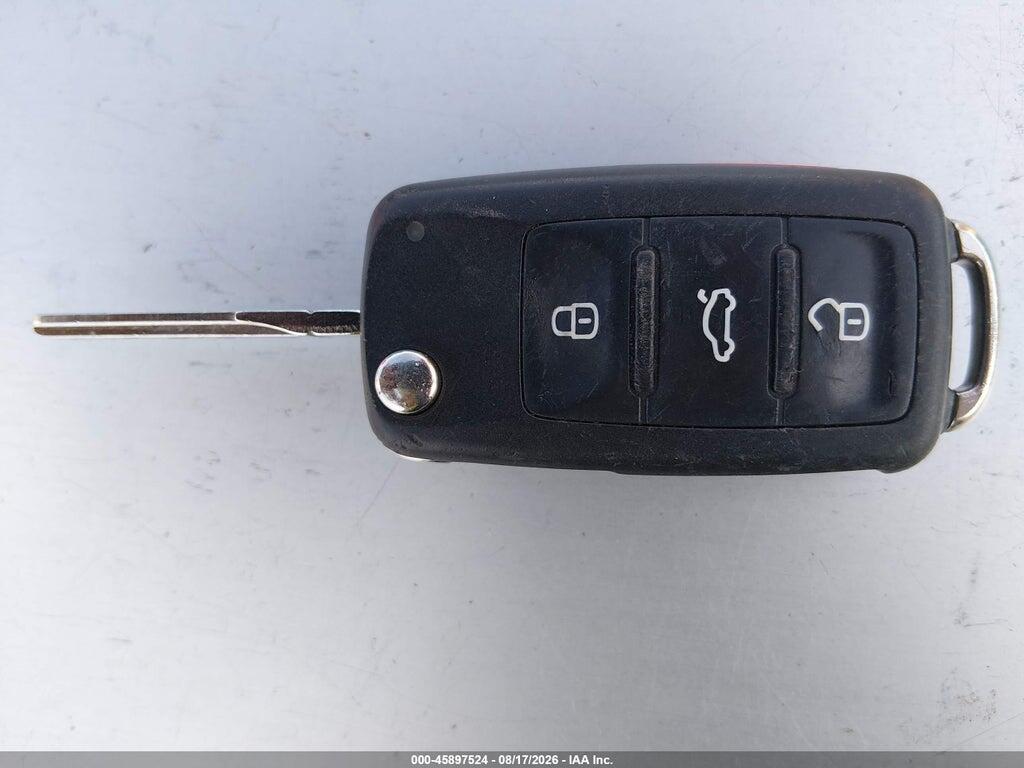 WVWPF7AJXDW004671 2013 VOLKSWAGEN GOLF R photo no. 11