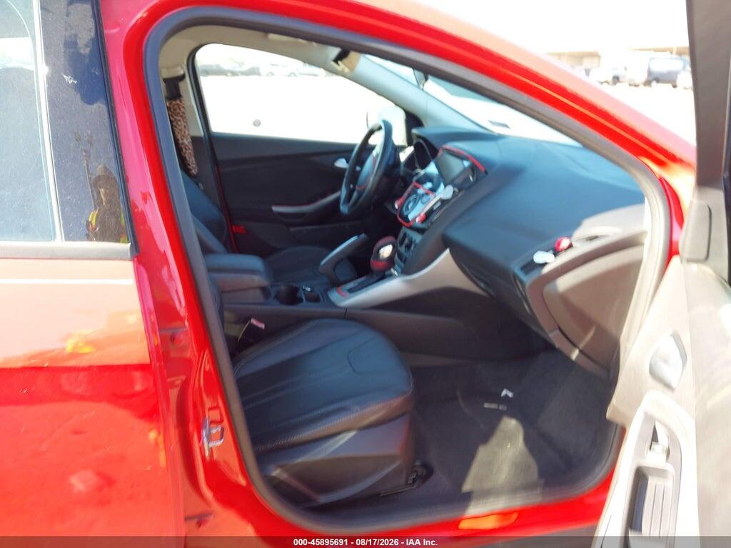 1FADP3K20DL249809 2013 FORD FOCUS photo no. 5