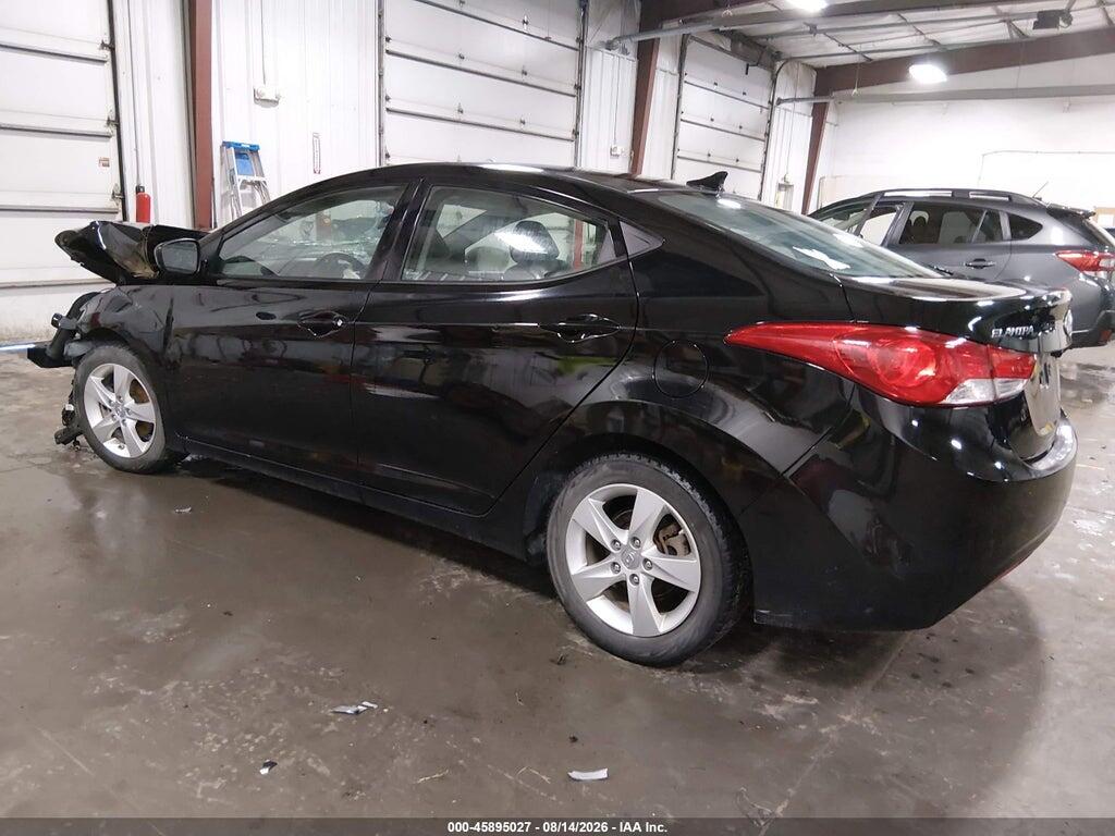KMHDH4AE8DU978686 2013 HYUNDAI ELANTRA photo no. 3