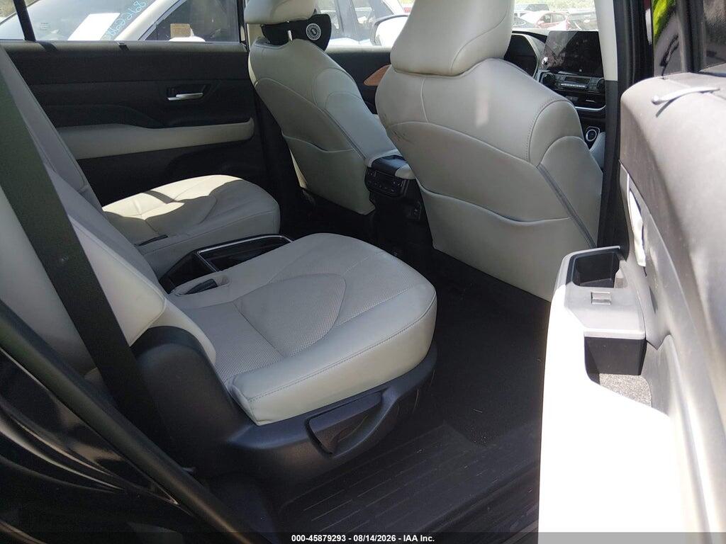 5TDAAAB54RS065895 2024 TOYOTA GRAND HIGHLANDER photo no. 8
