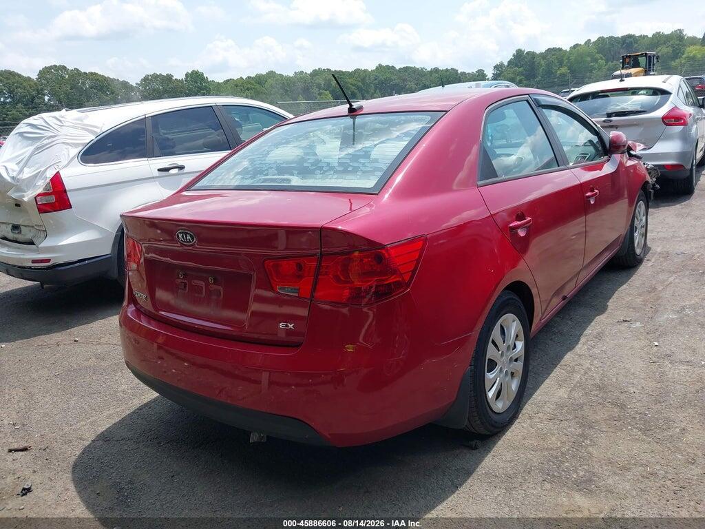 KNAFU4A2XD5700913 2013 KIA FORTE photo no. 4