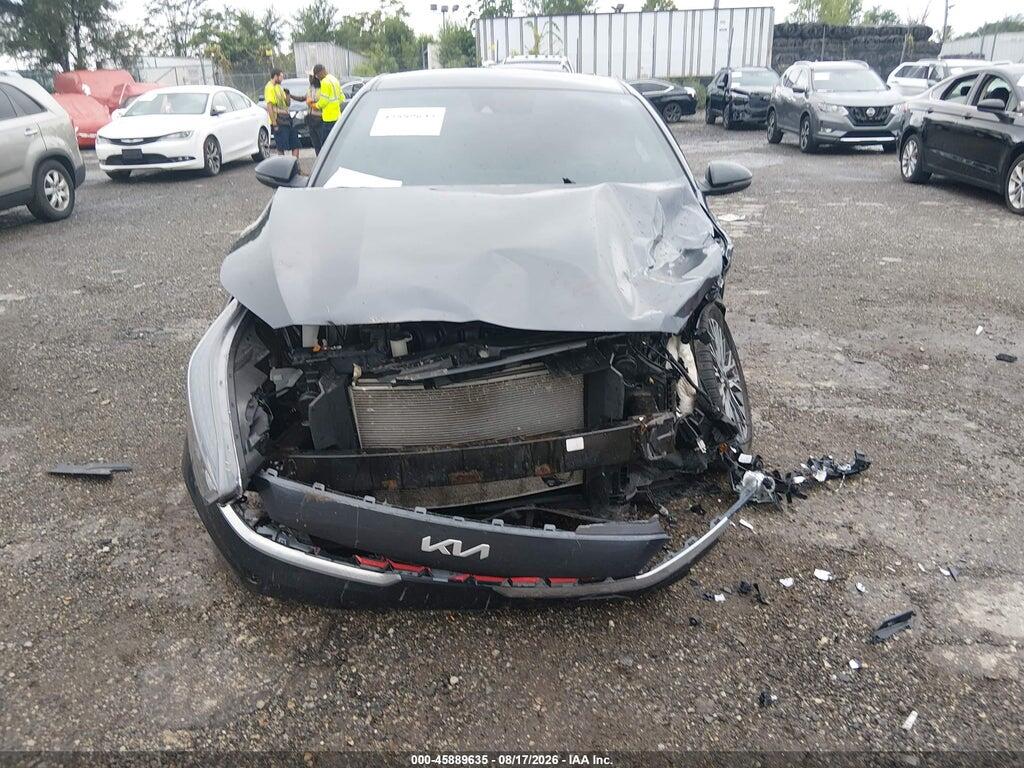 3KPF54AD9PE605477 2023 KIA FORTE photo no. 12
