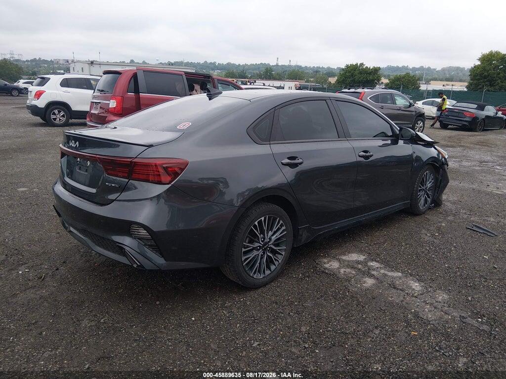 3KPF54AD9PE605477 2023 KIA FORTE photo no. 4
