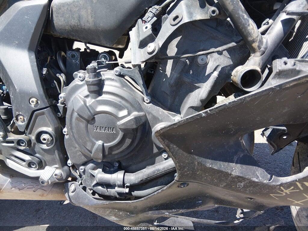 JYARM38Y6NA000587 2022 YAMAHA YZFR7 photo no. 8