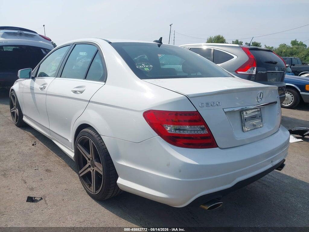 WDDGF8AB1DR260281 2013 MERCEDES-BENZ C 300 photo no. 3