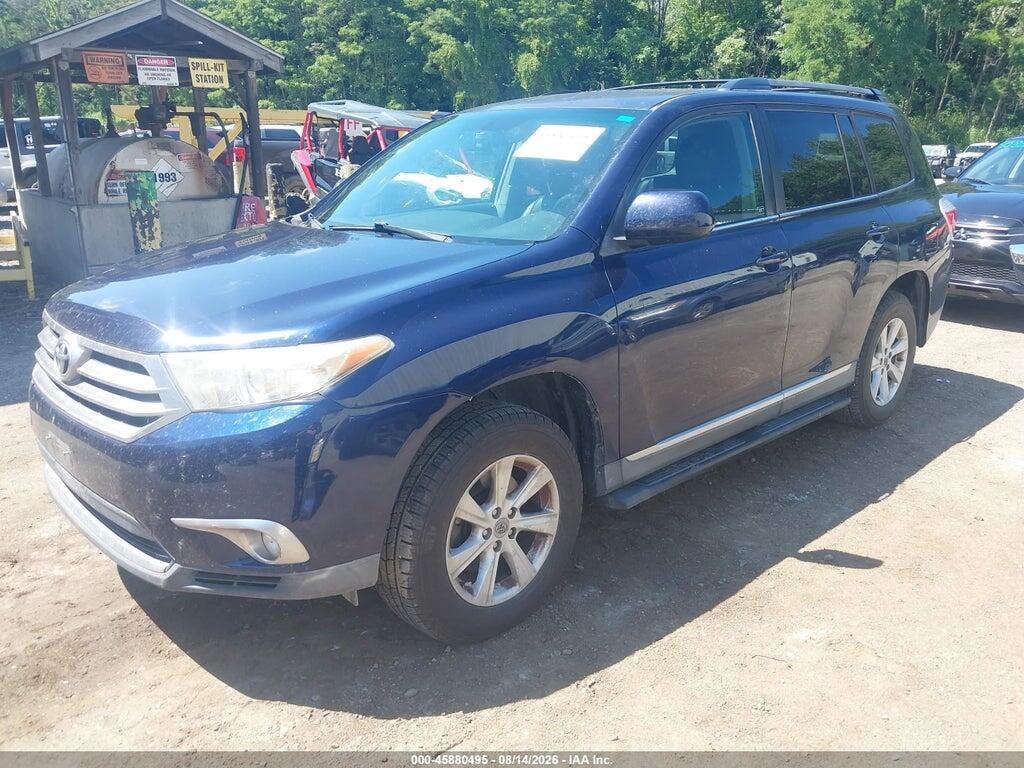5TDBK3EH2DS183276 2013 TOYOTA HIGHLANDER photo no. 2