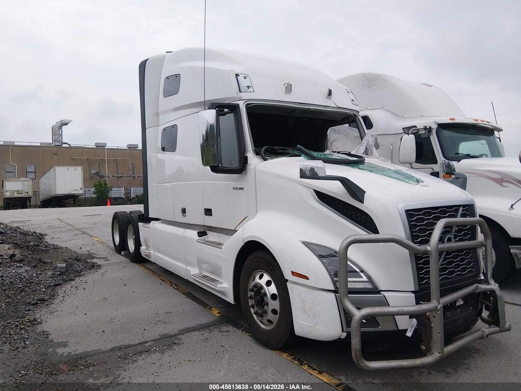2020 VOLVO VNL 4V4NC9EH0LN232559