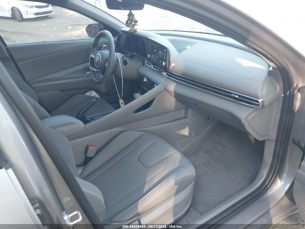 KMHLM4AG5PU608423 2023 HYUNDAI ELANTRA photo no. 5