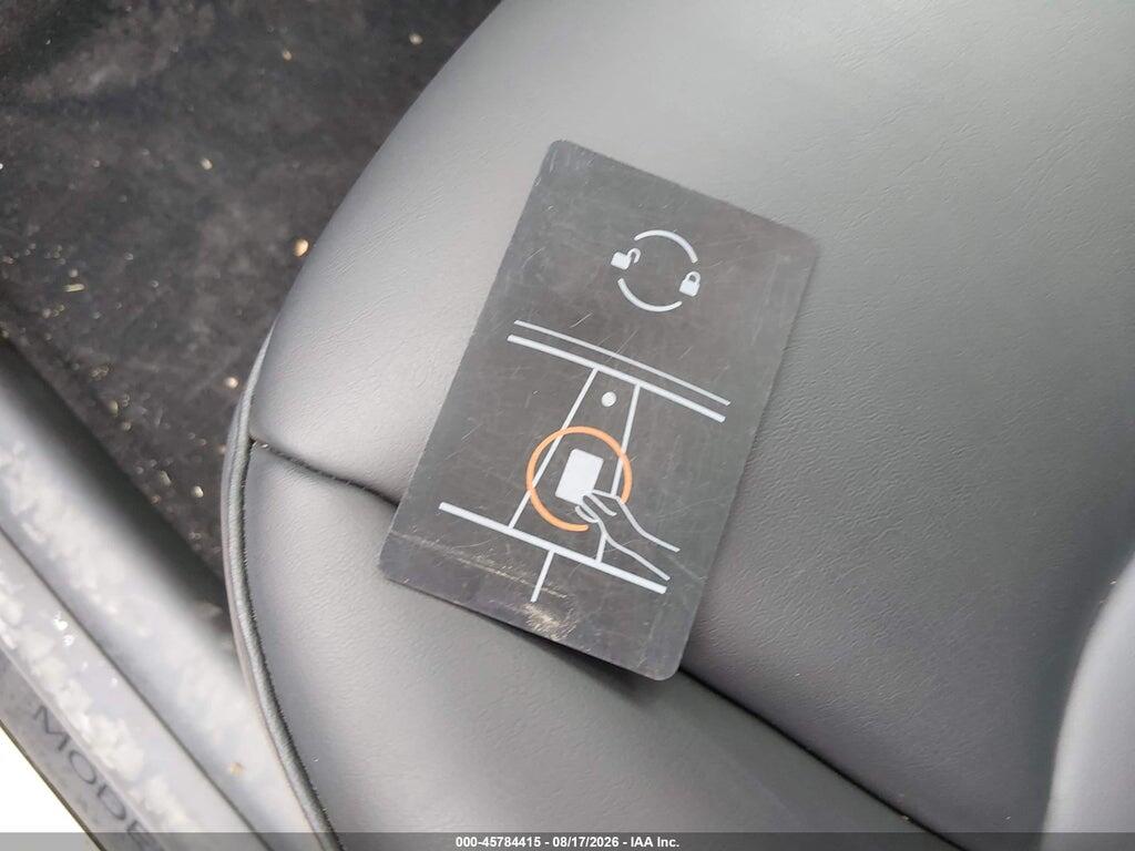 7SAYGDEF9RA299280 2024 TESLA MODEL Y photo no. 11