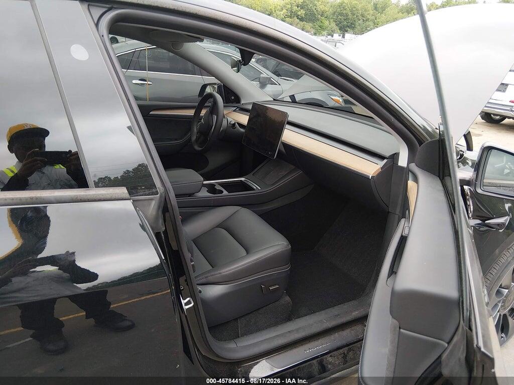7SAYGDEF9RA299280 2024 TESLA MODEL Y photo no. 5