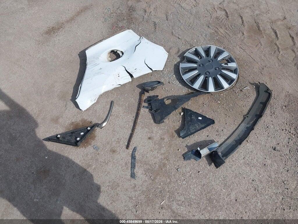 1FADP3E21DL323265 2013 FORD FOCUS photo no. 12