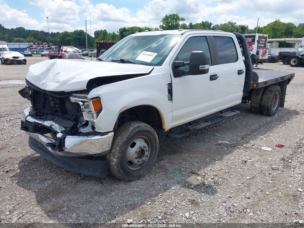 1FD8W3HN0LEC64566 2020 FORD F-350 CHASSIS photo no. 2