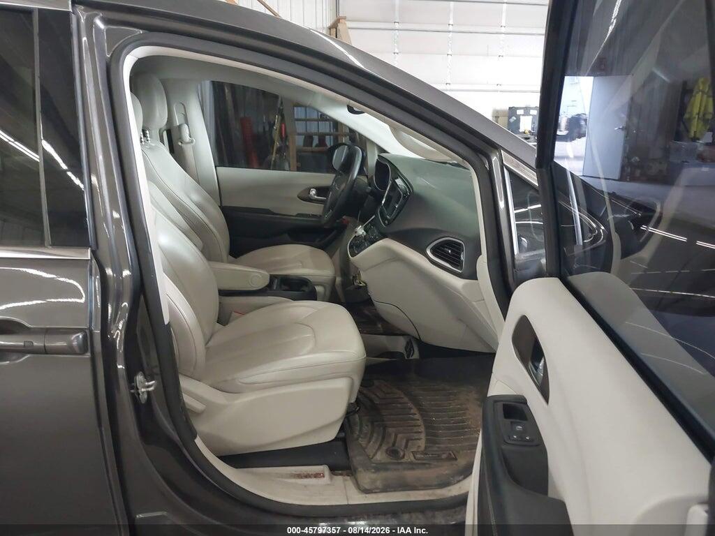 2C4RC1DG8MR512807 2021 CHRYSLER VOYAGER photo no. 5