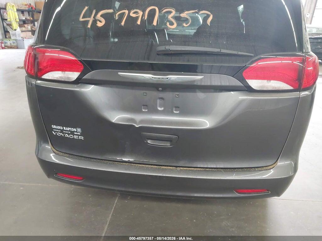2C4RC1DG8MR512807 2021 CHRYSLER VOYAGER photo no. 6