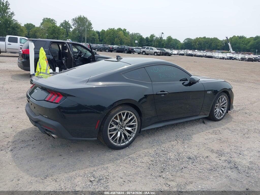 1FA6P8CF4T5405683 2026 FORD MUSTANG photo no. 4