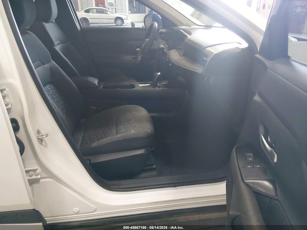 3N8AP6CB5TL326629 2026 NISSAN KICKS photo no. 5